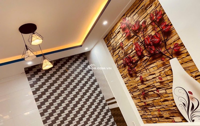 VỀ Ở NGAY! Nhà 5 tầng MỚI TINH, ô tô đậu cửa, nội thất xịn sò – Ngõ 68 Nguyễn Văn Linh